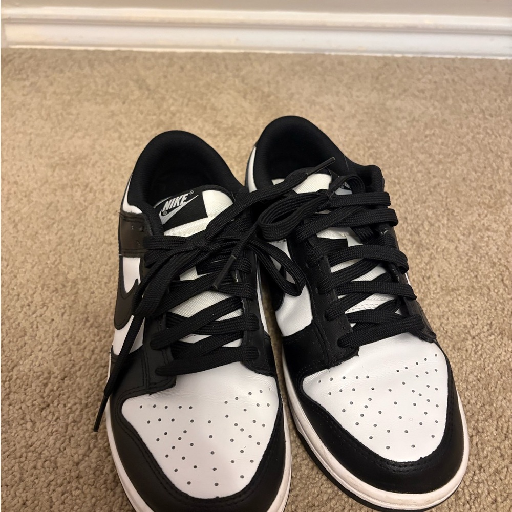 Nike Women’s Classic Dunk Low Sneakers